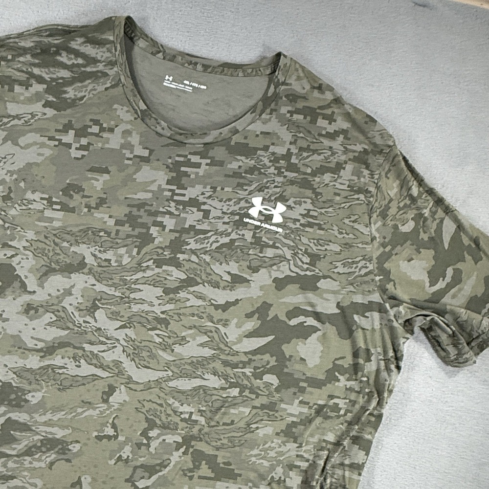 Under Armour T-Shirt Men’s Size 4XL Short Sleeve Activewear Tan Camo Big Logo